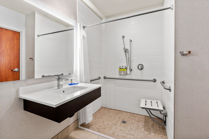 Imagen de la habitación del Hotel Holiday Inn Express and Suites Klamath, An Ihg. Foto 13