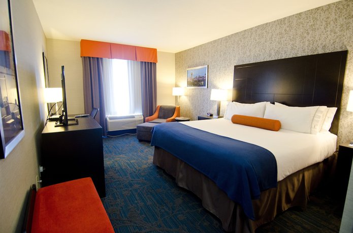 Imagen de la habitación del Hotel Holiday Inn Express and Suites Knoxville West -papermill, An Ihg. Foto 14