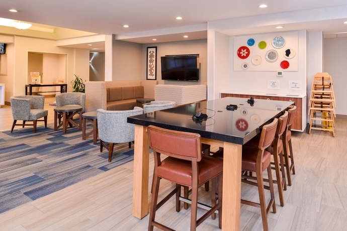 Imagen de los interiores del Hotel Holiday Inn Express and Suites Lacey – Olympia, An Ihg. Foto 17