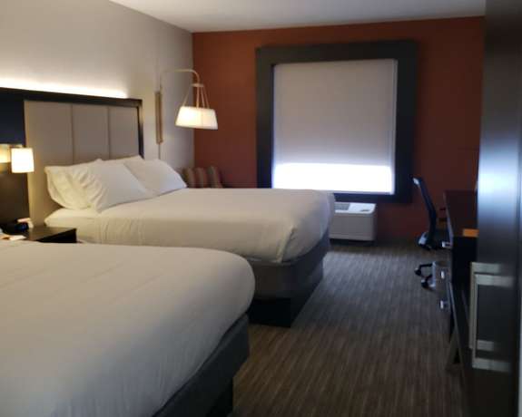 Imagen de la habitación del Hotel Holiday Inn Express and Suites Lake Okeechobee, An Ihg. Foto 6
