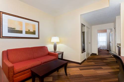 Imagen de la habitación del Hotel Holiday Inn Express and Suites Lakeland North - I-4, An Ihg. Foto 7