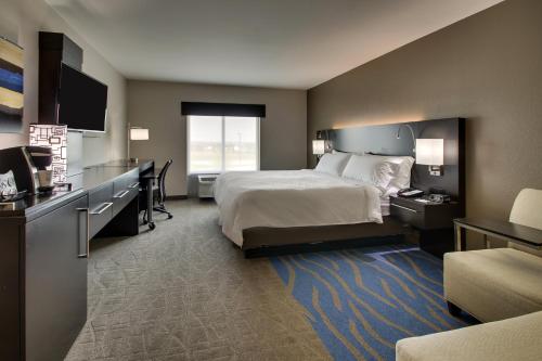 Imagen de la habitación del Hotel Holiday Inn Express and Suites Lancaster East - Strasburg, An Ihg. Foto 6
