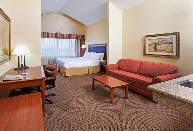 Imagen de la habitación del Hotel Holiday Inn Express and Suites Laredo-event Center Area, An Ihg. Foto 7