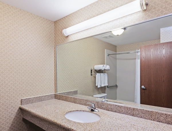 Imagen de la habitación del Hotel Holiday Inn Express and Suites Laredo-event Center Area, An Ihg. Foto 8
