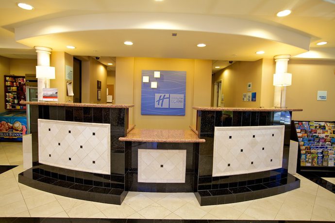 Imagen de los interiores del Hotel Holiday Inn Express and Suites Lathrop - South Stockton, An Ihg. Foto 19