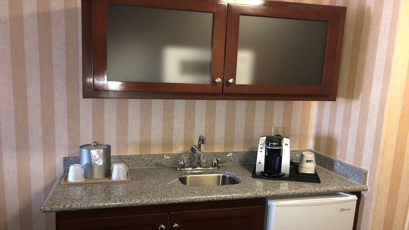 Imagen de la habitación del Hotel Holiday Inn Express and Suites Lathrop - South Stockton, An Ihg. Foto 15