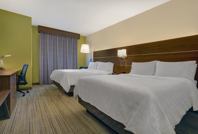 Imagen de la habitación del Hotel Holiday Inn Express and Suites Lenexa - Overland Park Area, An Ihg. Foto 6