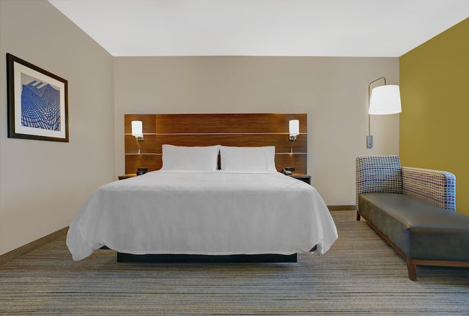 Imagen de la habitación del Hotel Holiday Inn Express and Suites Lenexa - Overland Park Area, An Ihg. Foto 15