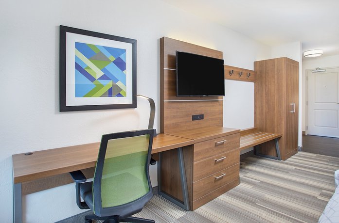 Imagen de la habitación del Hotel Holiday Inn Express and Suites Lexington W - Versailles, an IHG. Foto 15