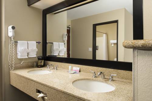 Imagen de la habitación del Hotel Holiday Inn Express and Suites Lincoln City, An Ihg. Foto 8