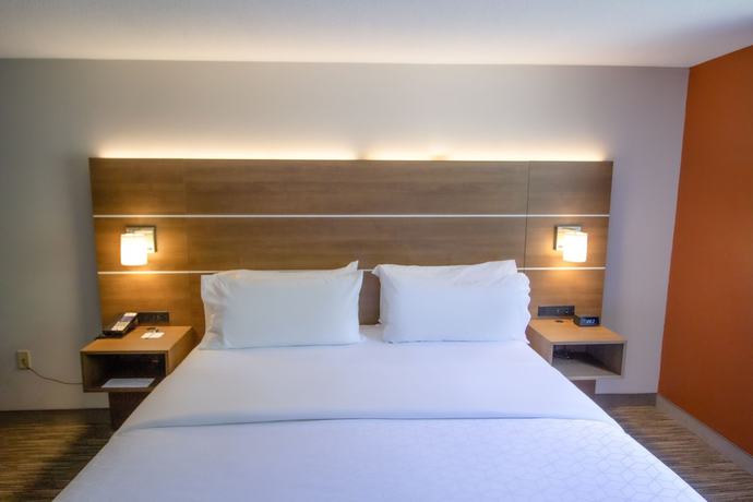 Imagen de la habitación del Hotel Holiday Inn Express and Suites Lincoln East - White Mountains, An Ihg. Foto 9