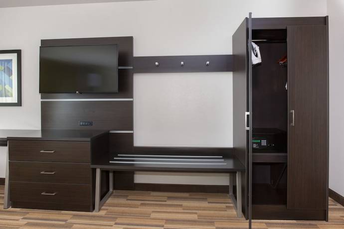 Imagen de la habitación del Hotel Holiday Inn Express and Suites Lincoln I - 80, An Ihg. Foto 7