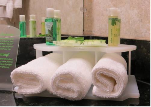 Imagen de la habitación del Hotel Holiday Inn Express and Suites Lodi, An Ihg. Foto 5