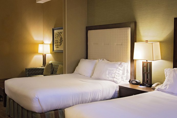 Imagen de la habitación del Hotel Holiday Inn Express and Suites Logan by IHG. Foto 9