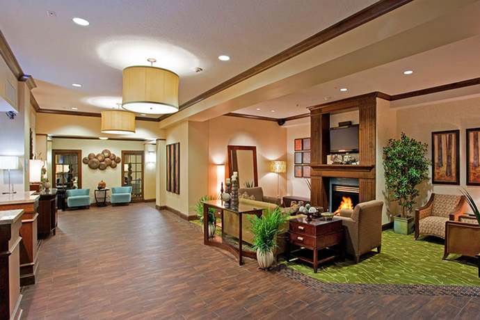 Imagen de los interiores del Hotel Holiday Inn Express and Suites Logan by IHG. Foto 19
