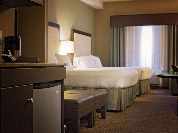 Imagen de la habitación del Hotel Holiday Inn Express and Suites Logan by IHG. Foto 17