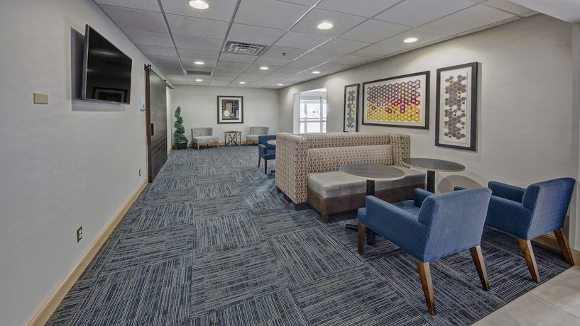 Imagen de los interiores del Hotel Holiday Inn Express and Suites London, An Ihg. Foto 20