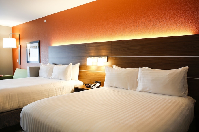 Imagen de la habitación del Hotel Holiday Inn Express and Suites Louisville Downtown, An Ihg. Foto 2