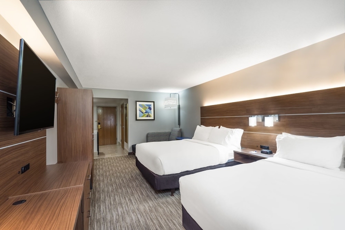 Imagen de la habitación del Hotel Holiday Inn Express and Suites Louisville East, An Ihg. Foto 8