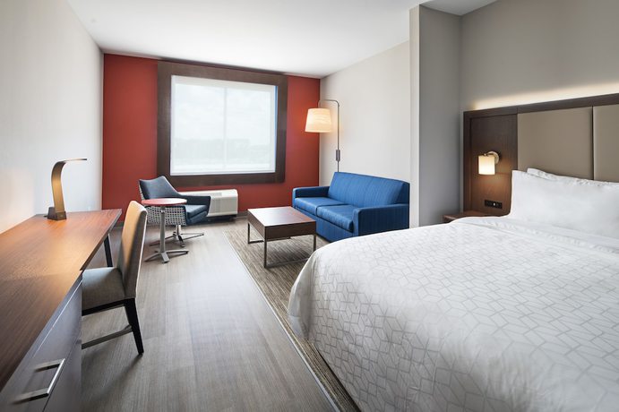 Imagen de la habitación del Hotel Holiday Inn Express and Suites Lubbock Central - Univ Area, An Ihg. Foto 4