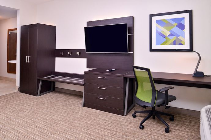 Imagen de la habitación del Hotel Holiday Inn Express and Suites Mall of America - MSP Airport, an IHG. Foto 4