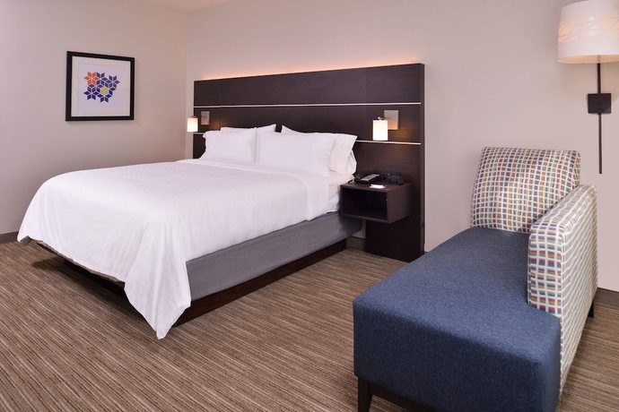 Imagen de la habitación del Hotel Holiday Inn Express and Suites Mall of America - MSP Airport, an IHG. Foto 6