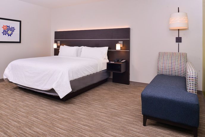 Imagen de la habitación del Hotel Holiday Inn Express and Suites Mall of America - MSP Airport, an IHG. Foto 14
