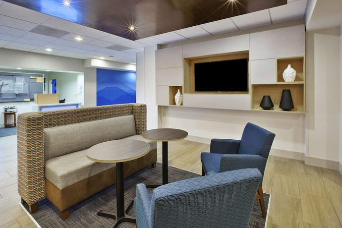 Imagen del bar/restaurante del Hotel Holiday Inn Express and Suites Manchester, an IHG. Foto 2