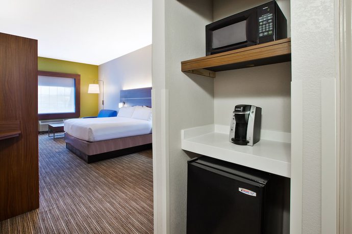 Imagen de la habitación del Hotel Holiday Inn Express and Suites Manchester, an IHG. Foto 18