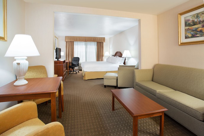 Imagen de la habitación del Hotel Holiday Inn Express and Suites Marion, An Ihg, Marion. Foto 9
