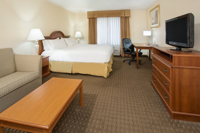 Imagen de la habitación del Hotel Holiday Inn Express and Suites Marion, An Ihg, Marion. Foto 11