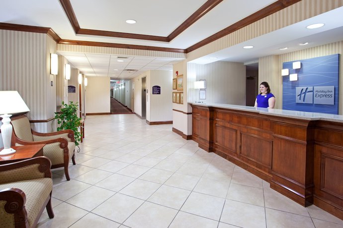 Imagen de los interiores del Hotel Holiday Inn Express and Suites Marion, An Ihg, Marion. Foto 14