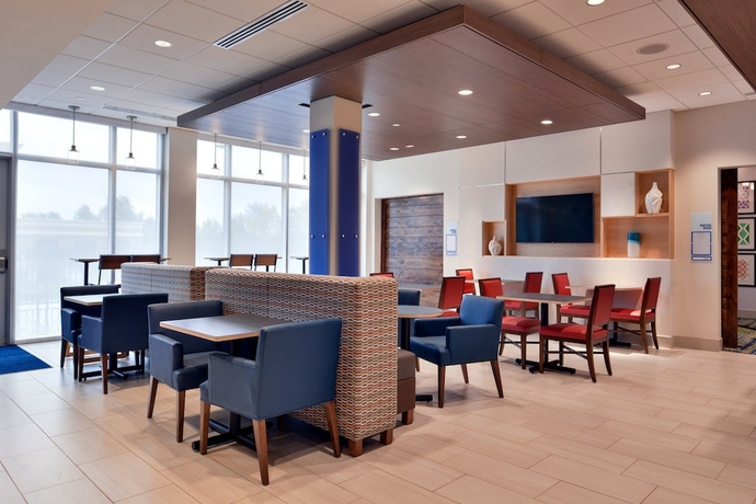Imagen de los interiores del Hotel Holiday Inn Express and Suites Marshalltown, An Ihg. Foto 17