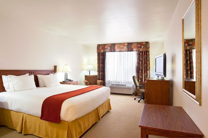 Imagen de la habitación del Hotel Holiday Inn Express and Suites Mattoon, An Ihg. Foto 11