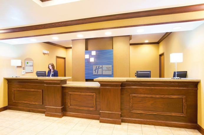 Imagen de los interiores del Hotel Holiday Inn Express and Suites Mattoon, An Ihg. Foto 19