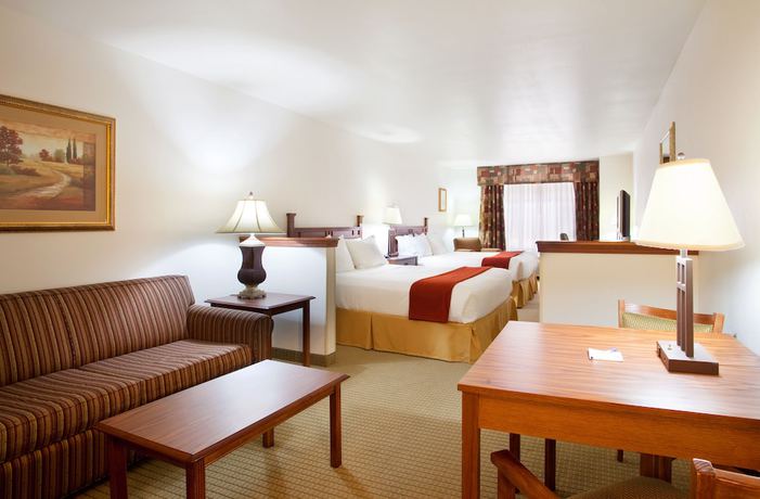 Imagen de la habitación del Hotel Holiday Inn Express and Suites Mattoon, An Ihg. Foto 14
