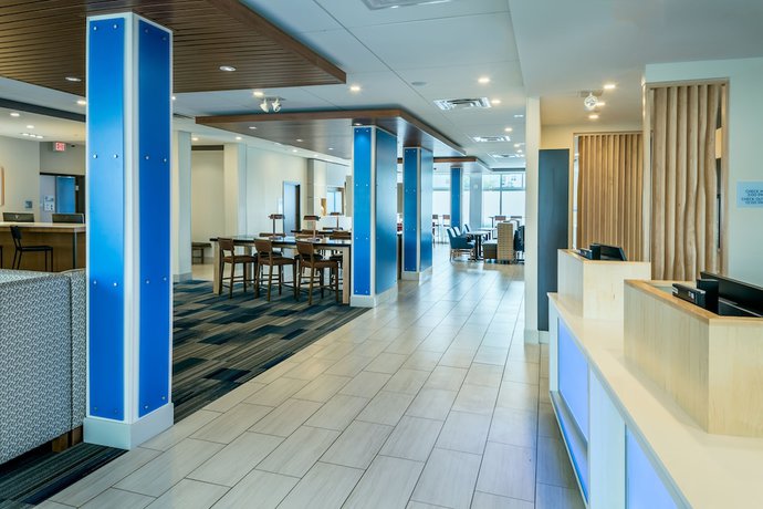 Imagen de los interiores del Hotel Holiday Inn Express and Suites Medford, An Ihg. Foto 20