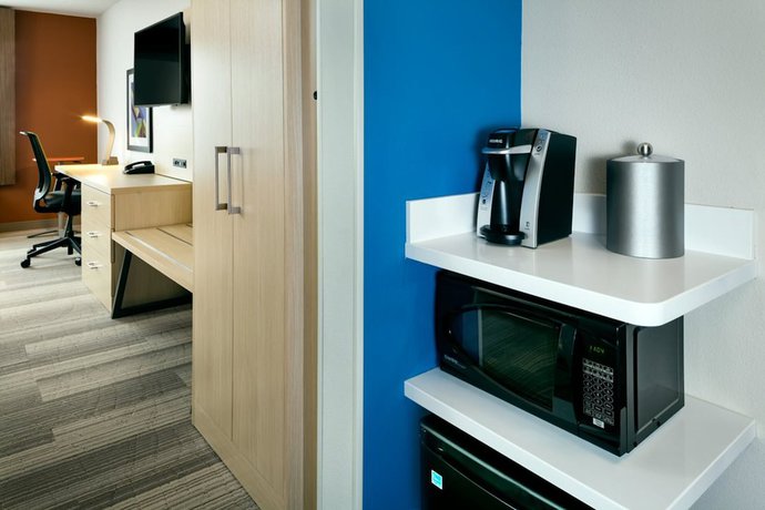 Imagen de la habitación del Hotel Holiday Inn Express and Suites Medford, An Ihg. Foto 13