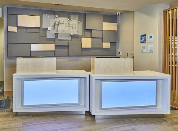 Imagen de los interiores del Hotel Holiday Inn Express and Suites Medford-central Point, An Ihg. Foto 17