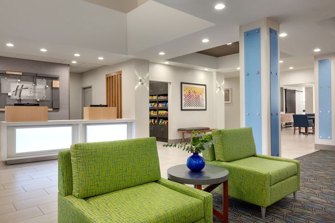 Imagen de los interiores del Hotel Holiday Inn Express and Suites Merced, an IHG. Foto 18