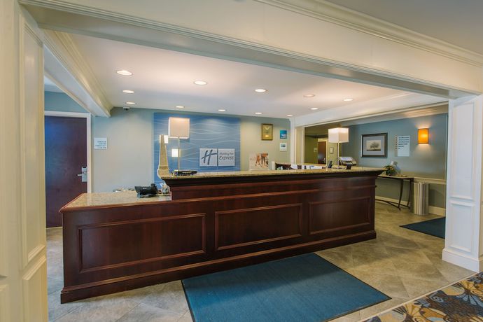 Imagen de los interiores del Hotel Holiday Inn Express and Suites Merrimack, an IHG. Foto 16