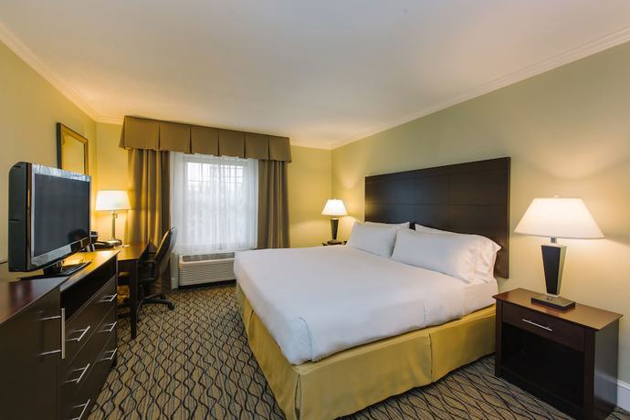 Imagen de la habitación del Hotel Holiday Inn Express and Suites Merrimack, an IHG. Foto 11