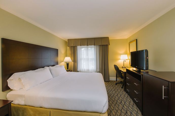 Imagen de la habitación del Hotel Holiday Inn Express and Suites Merrimack, an IHG. Foto 12