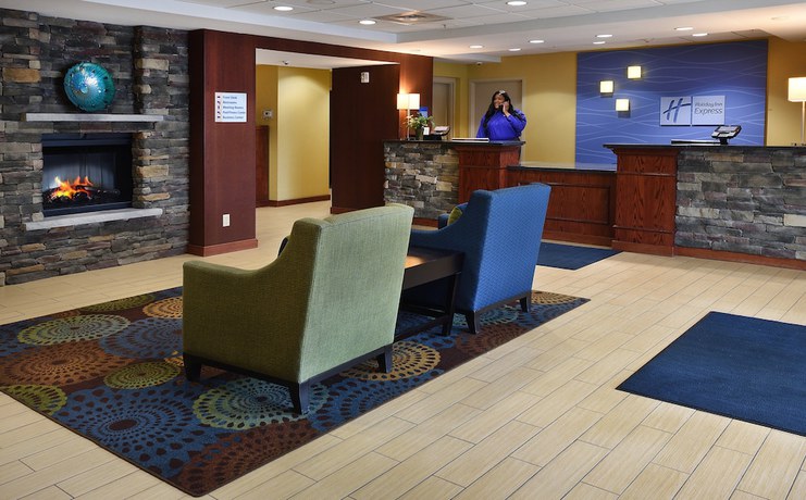 Imagen de los interiores del Hotel Holiday Inn Express and Suites Milford, an IHG. Foto 17
