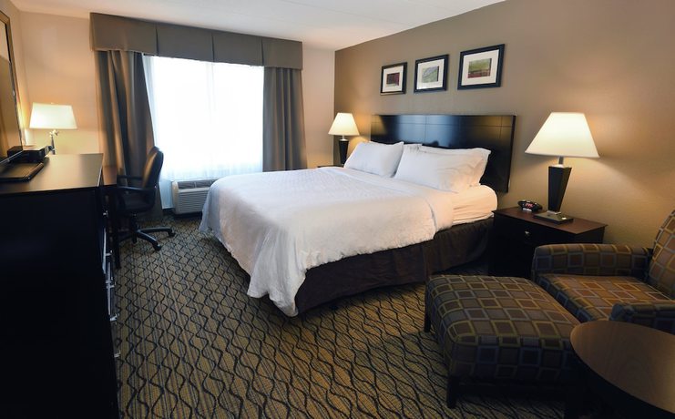 Imagen de la habitación del Hotel Holiday Inn Express and Suites Milford, an IHG, Milford. Foto 7