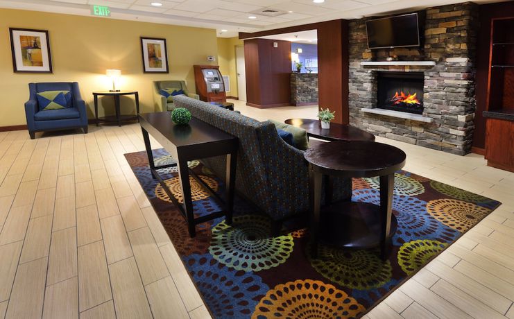 Imagen general del Hotel Holiday Inn Express and Suites Milford, an IHG, Milford. Foto 1