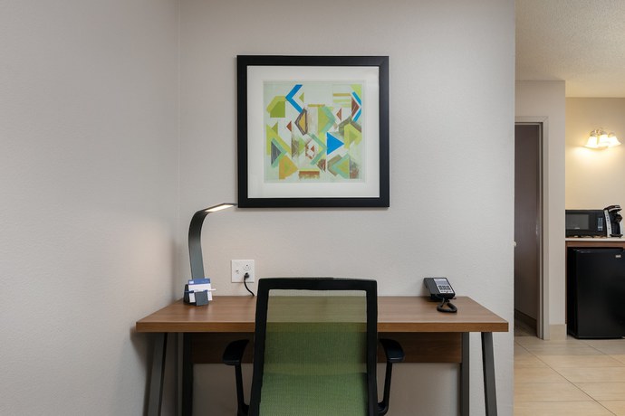 Imagen de la habitación del Hotel Holiday Inn Express and Suites Milton East I-10, An Ihg. Foto 6