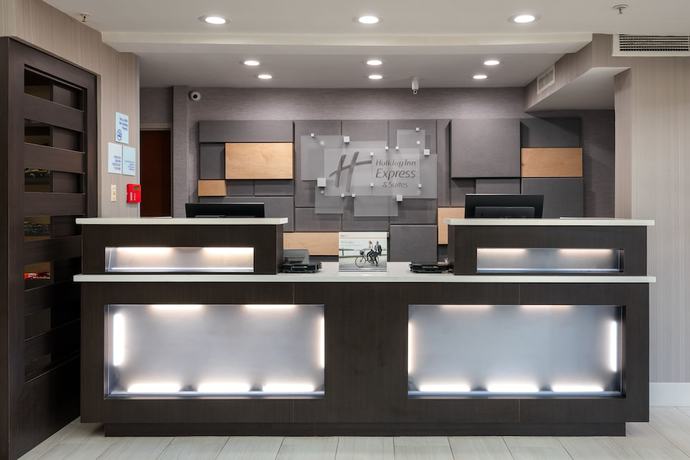 Imagen de los interiores del Hotel Holiday Inn Express and Suites Milton East I-10, An Ihg. Foto 20