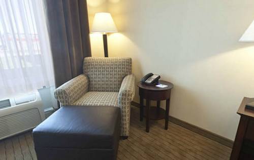 Imagen de la habitación del Hotel Holiday Inn Express and Suites Minot, An Ihg. Foto 8