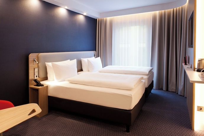 Imagen de la habitación del Hotel Holiday Inn Express and Suites Monheim Am Rhein by IHG. Foto 2